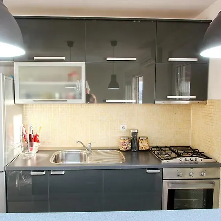 Apartment Podstrana *