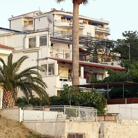 Apartment Podstrana *