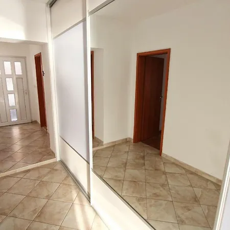 Apartment Podstrana Apartamento *
