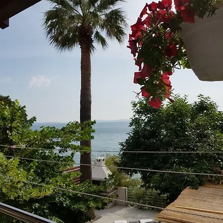 Apartamento Apartment Podstrana *